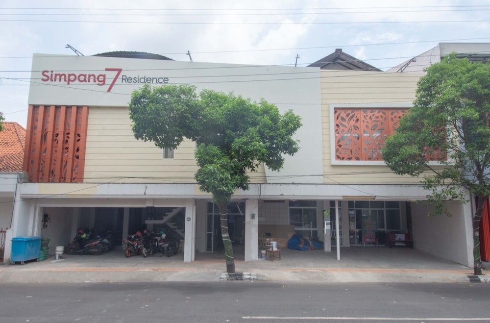OYO 2240 Simpang Tujuh Residence 40/50