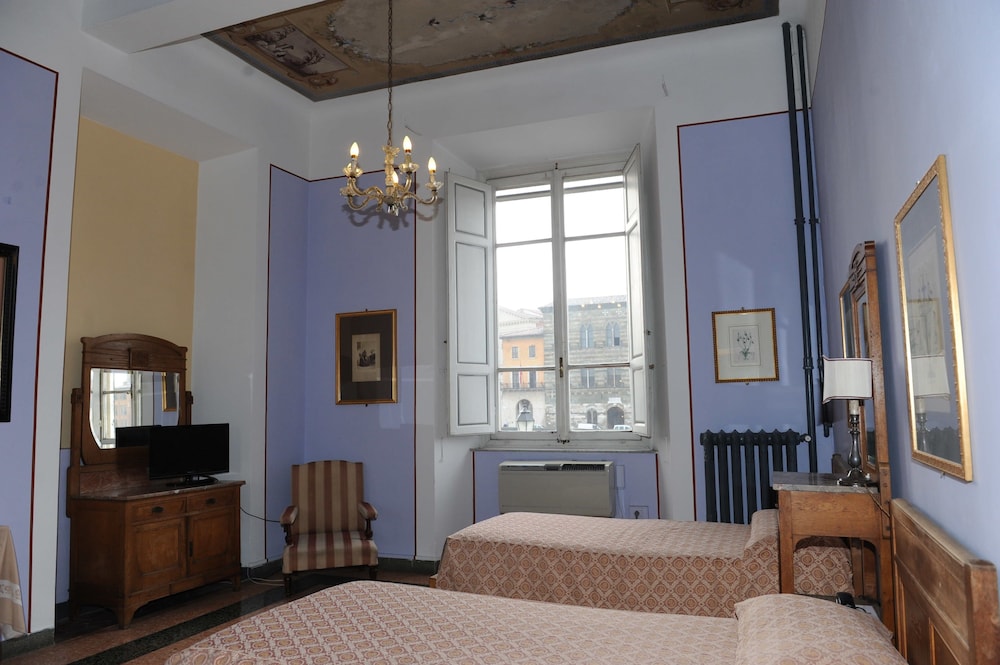 Royal Victoria Hotel Pisa 48/73