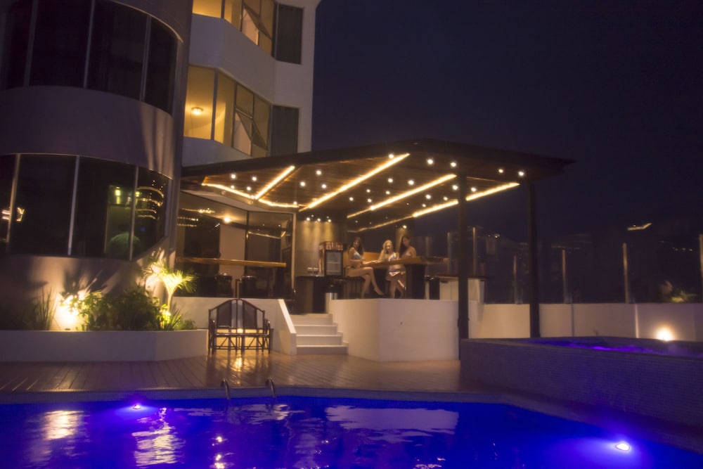 Arenal Hotel 3/50