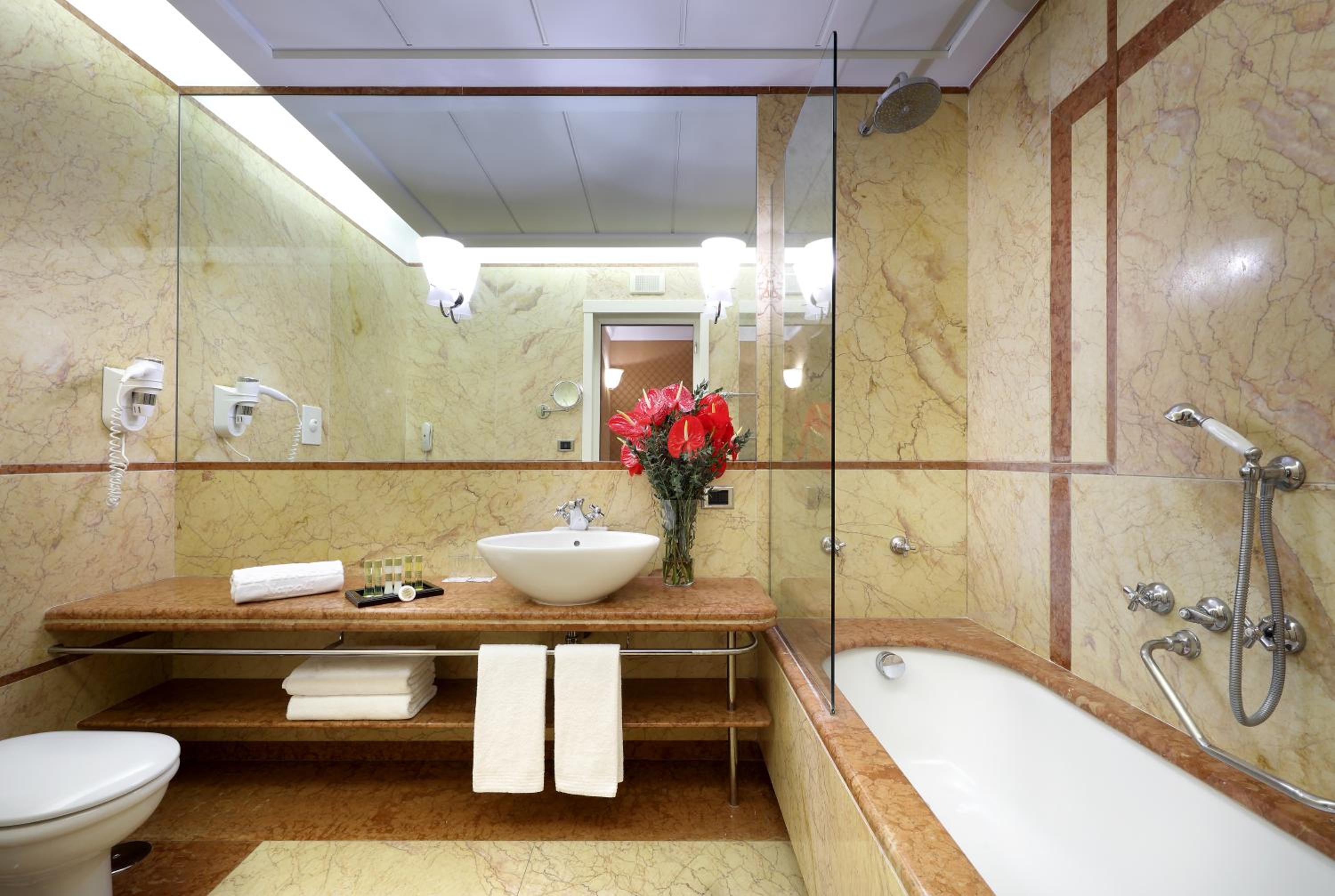 غرفة سوبيريور مفردة، Eurostars Hotel Excelsior 10/18