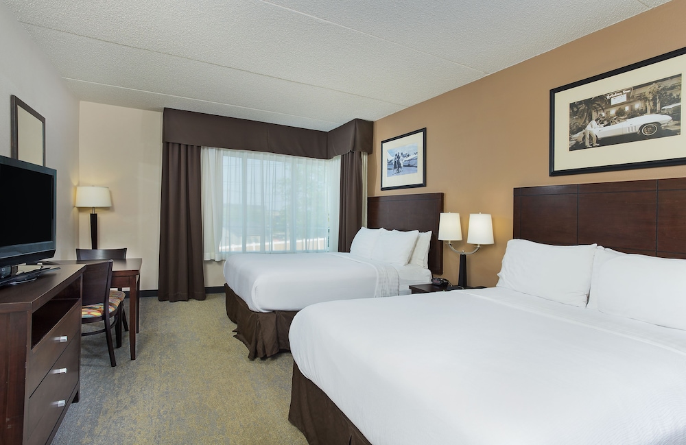 Holiday Inn Louisville Airport - Fair/Expo 15/57