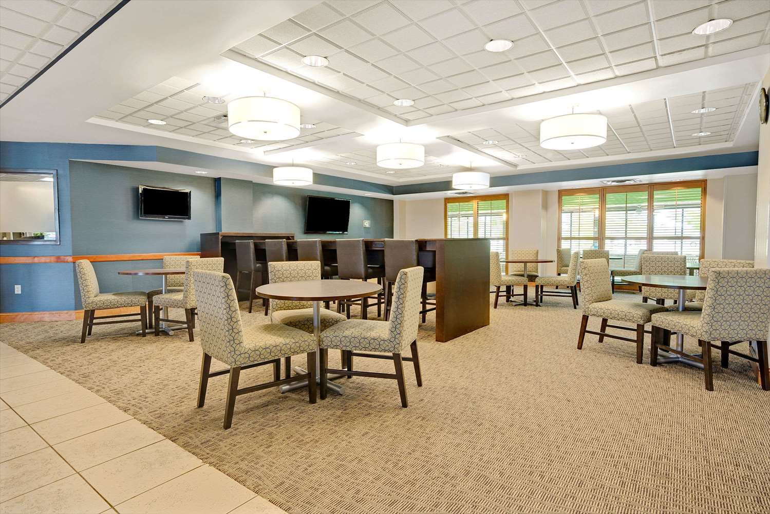 Wingate by Wyndham Fargo 8/12