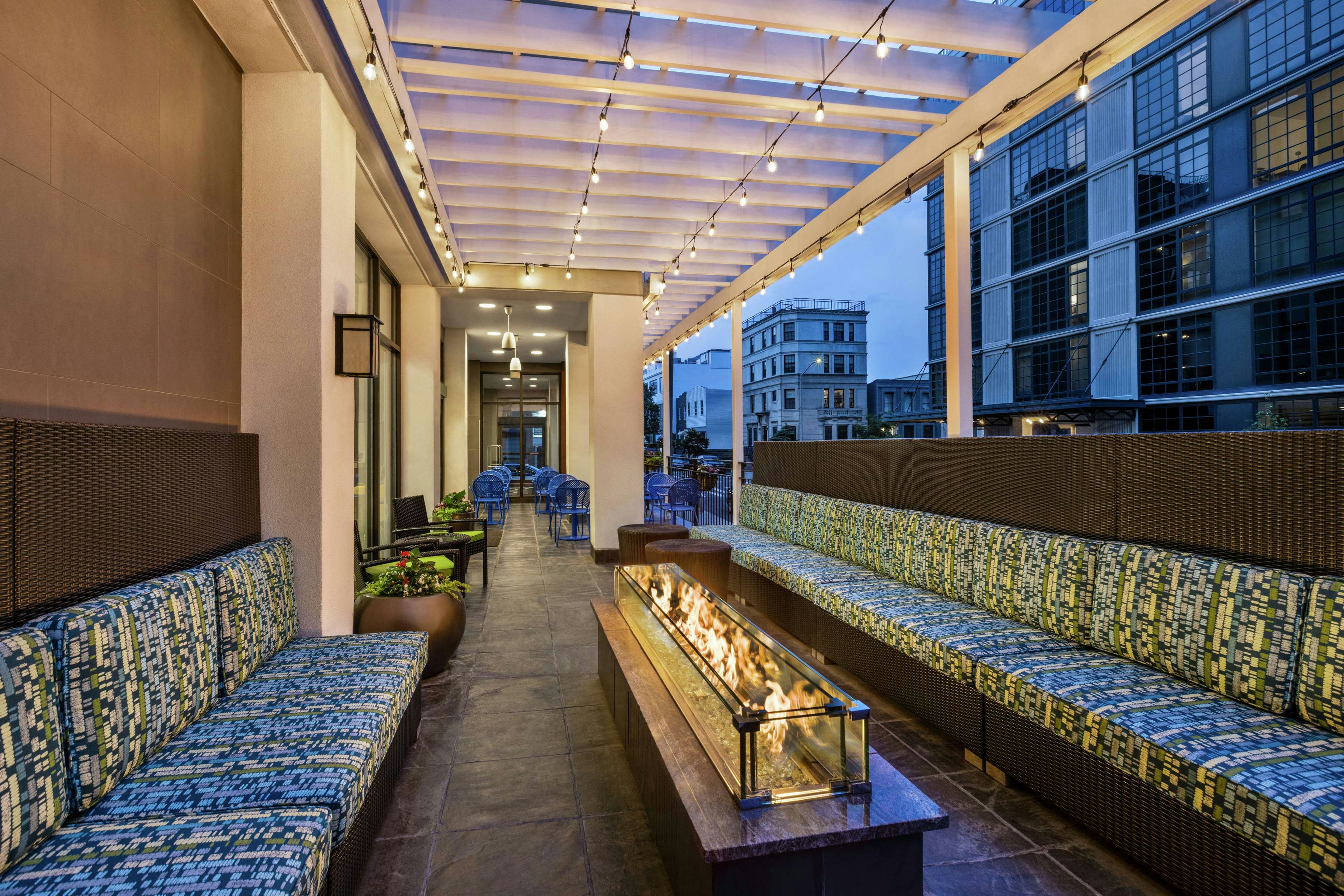Home2 Suites by Hilton New York Long Island City/ Manhattan View 30/50