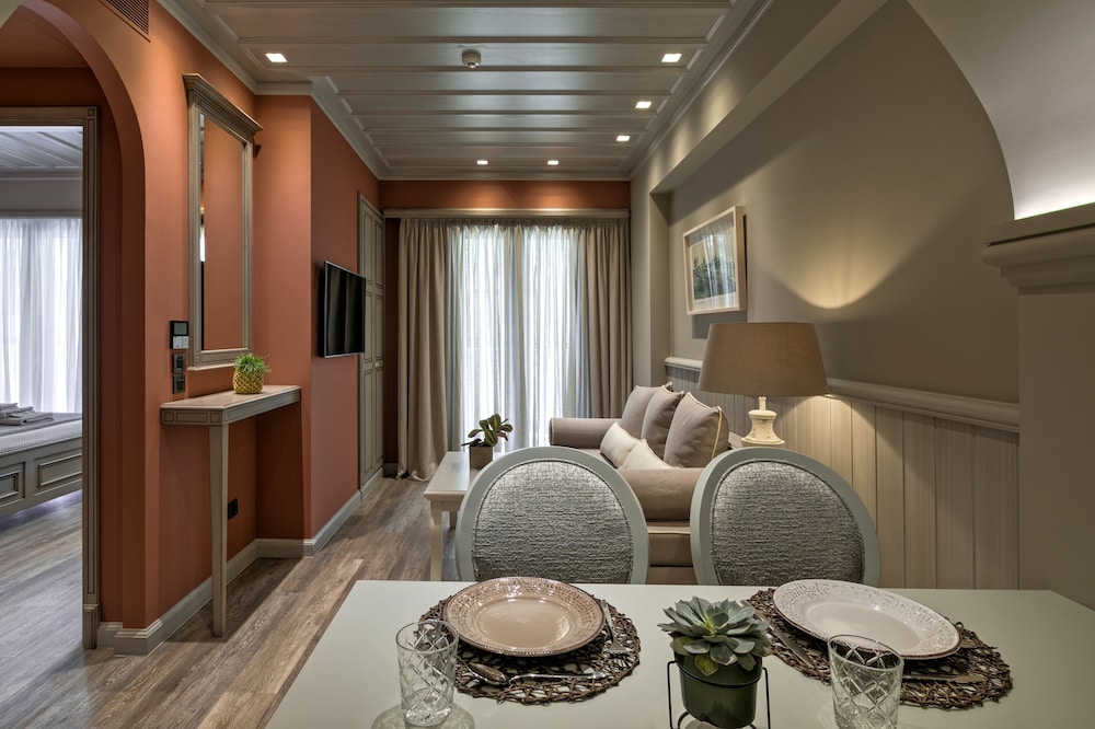 Estia Boutique Apartments 20/50