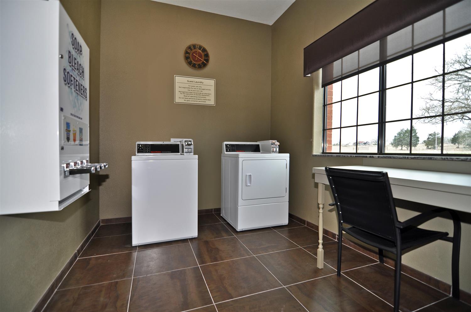 Best Western Giddings Inn And Suites 7/34