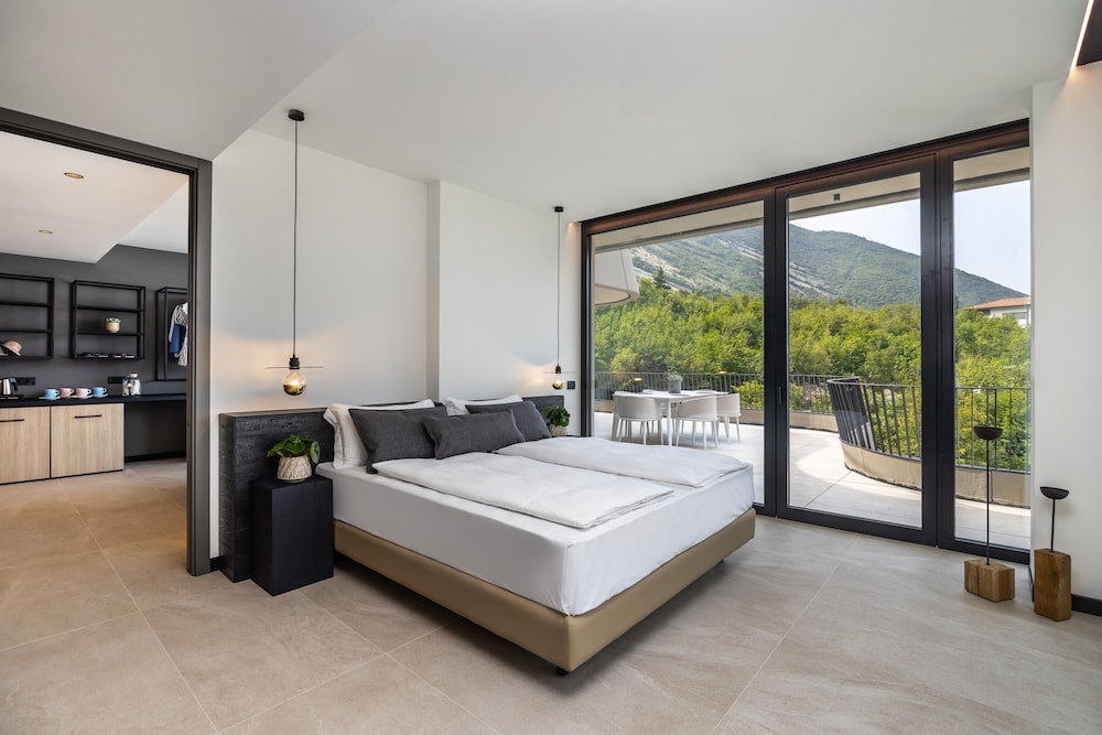 Dolce Vita, Family Suite, 2 King Beds