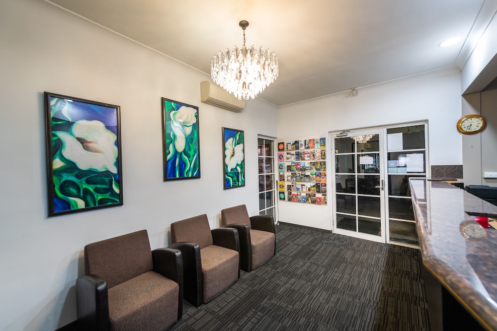 Golden Age Motor Inn Queanbeyan 23/50