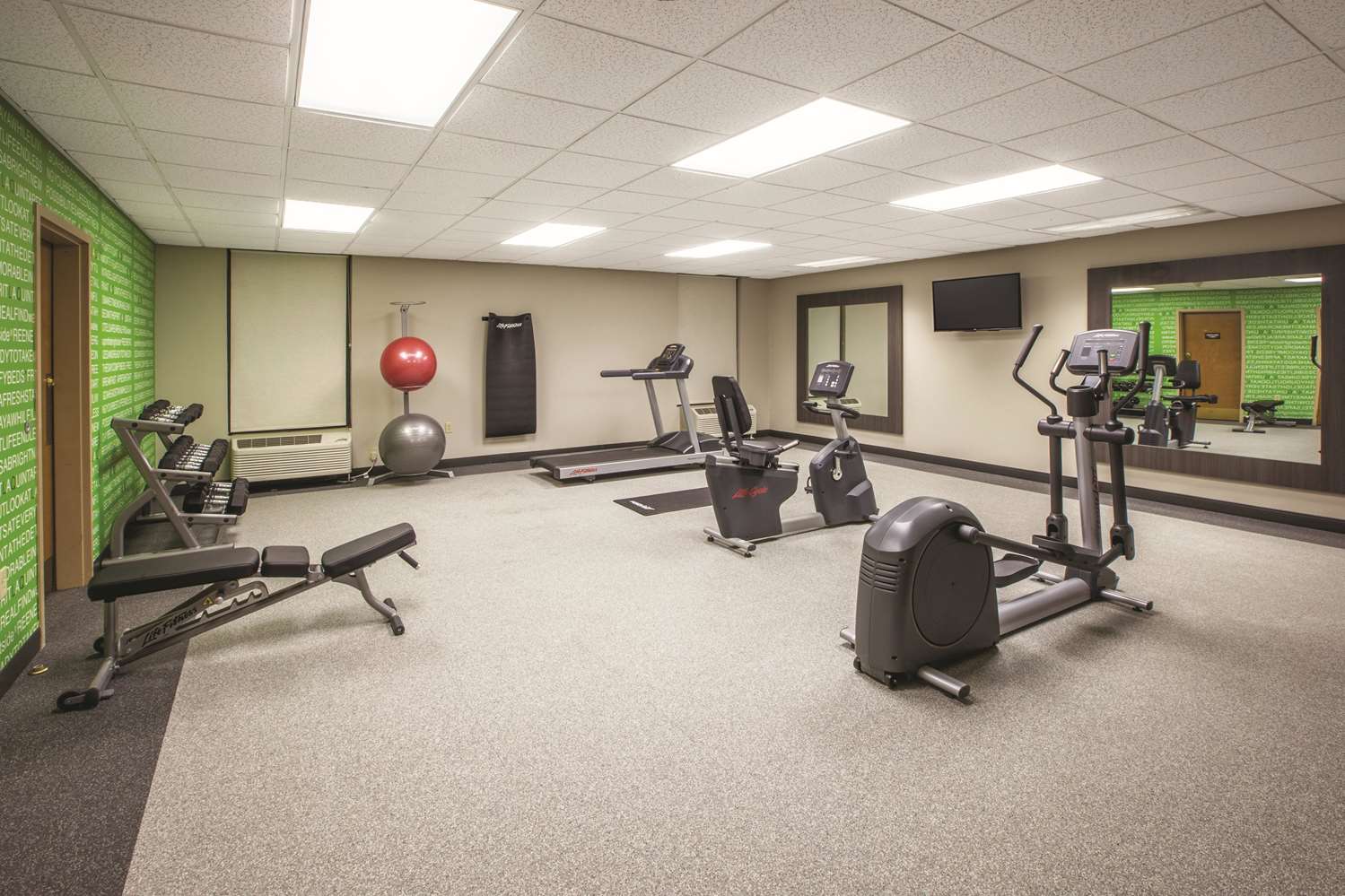 La Quinta Inn & Suites by Wyndham Mechanicsburg - Harrisburg 27/46