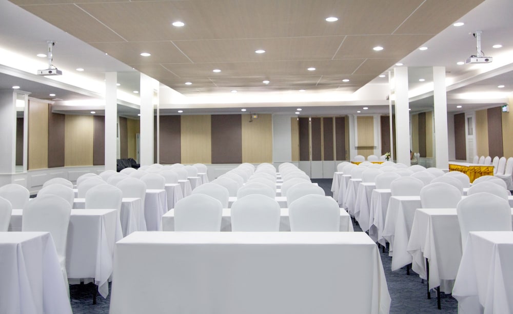 Hat Yai Rama Hotel 54/58