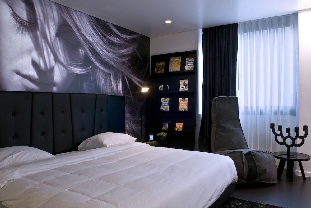 B-Aparthotel Regent 8/24