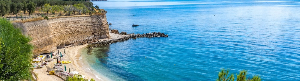 VILLAGGIO BAIA DEL MONACO 41/55