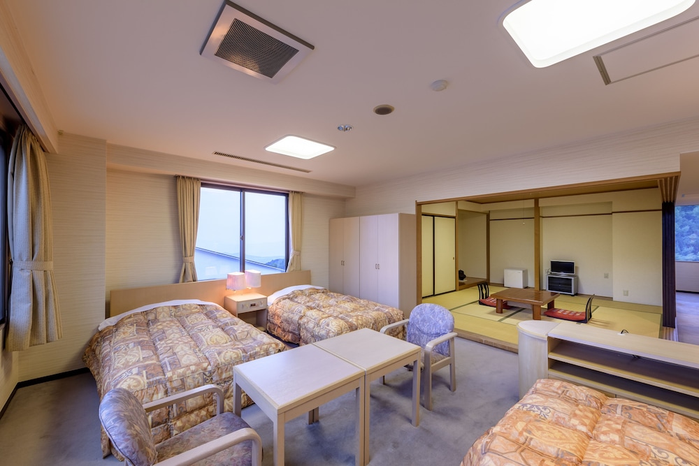 Hotel Tagawa 47/65