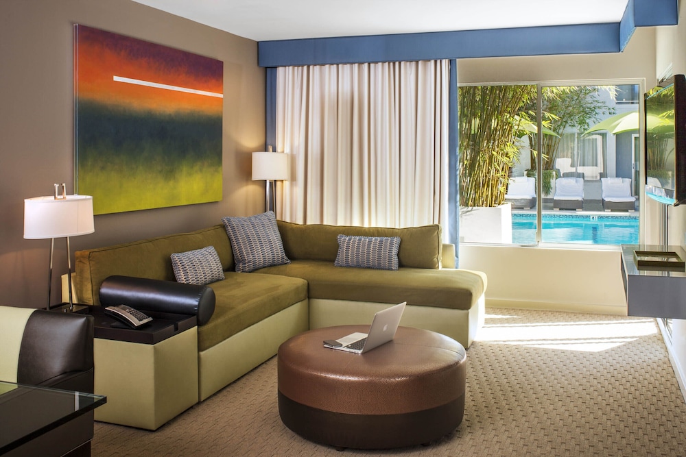 Sunset Marquis Hotel and Villas 28/45