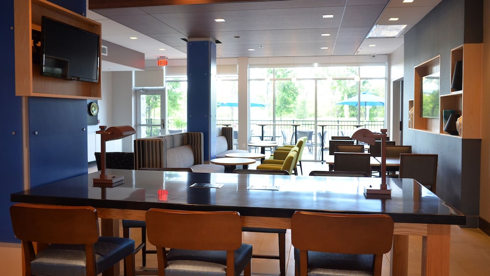 Holiday Inn Express Suites Jacksonville W I295 And I10 47/57