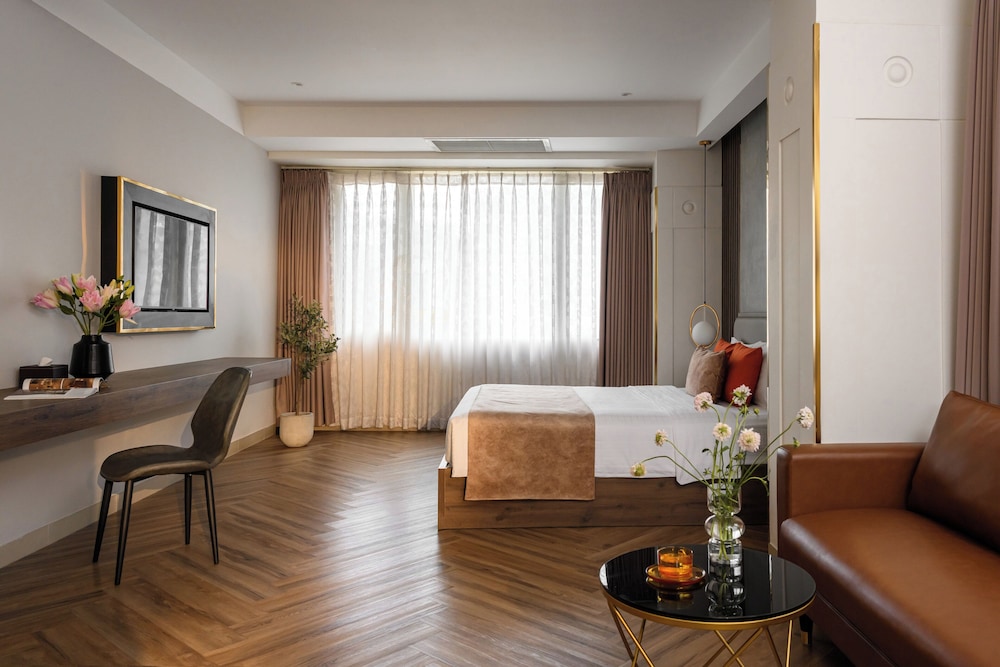 Acnos Hotel 35/50
