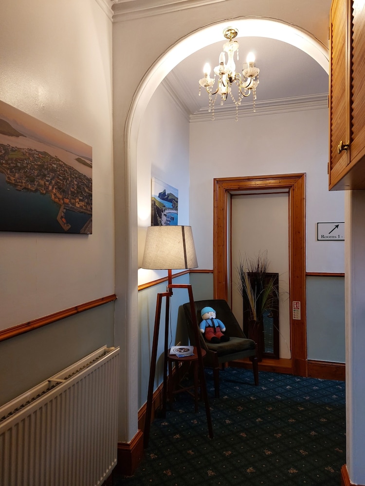 Eddlewood Guest House 22/43