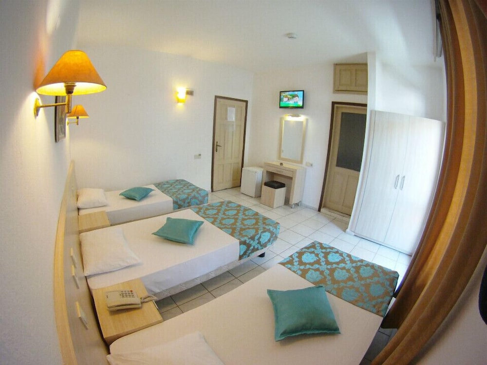 Kleopatra Carina Hotel 19/35