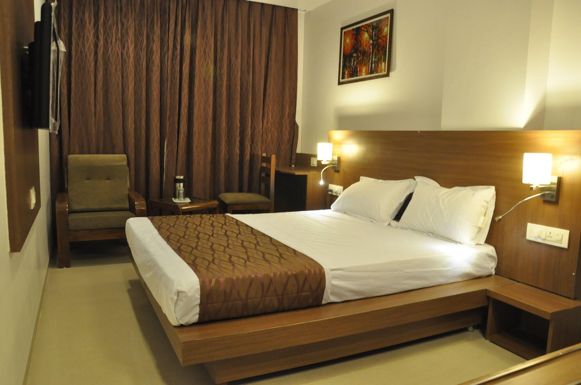 HOTEL KALYAN FATEHGUNJ 8/15