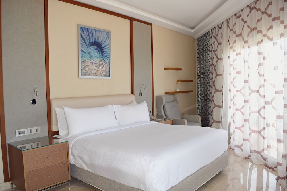 Plaza, Suite, King Bed, Sea View, Kitchenette