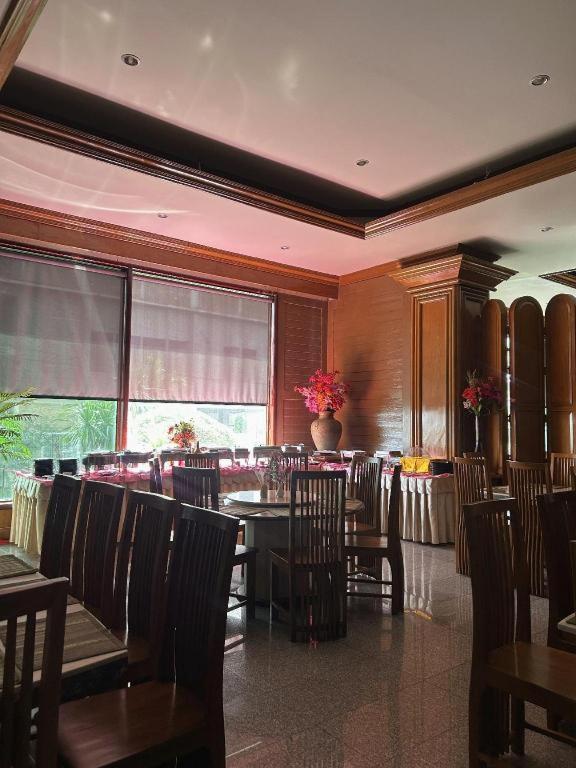 Pathumthani Place Hotel 29/34