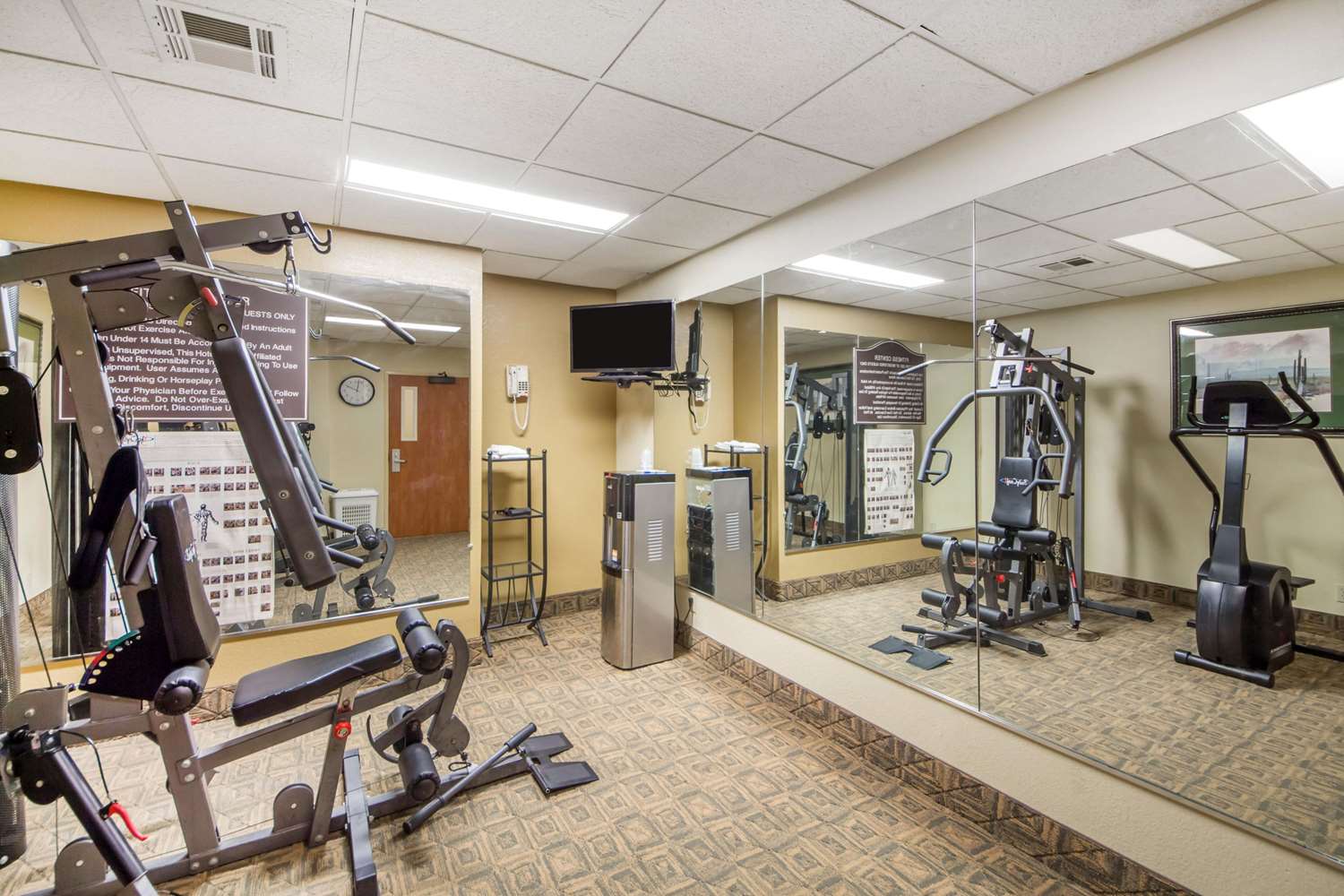 Quality Inn and Suites MidAmerica Industrial Park Area 14/21