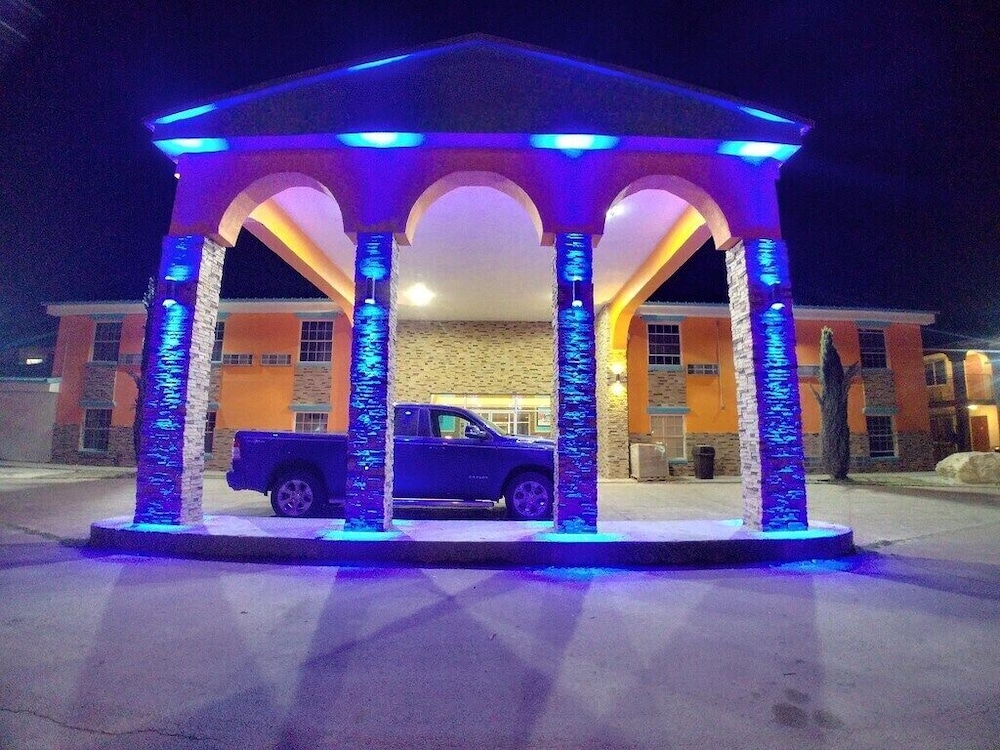 Alien Residence Inn 25/39