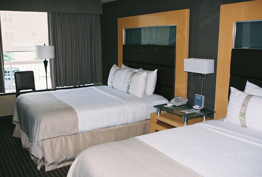 Holiday Inn Port Arthur Park Central By IHG 25/64