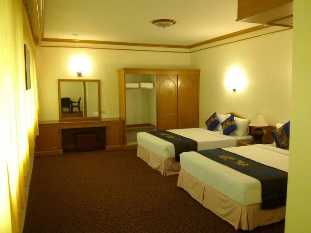 MERLIN GRAND HOTEL HAT YAI 18/29