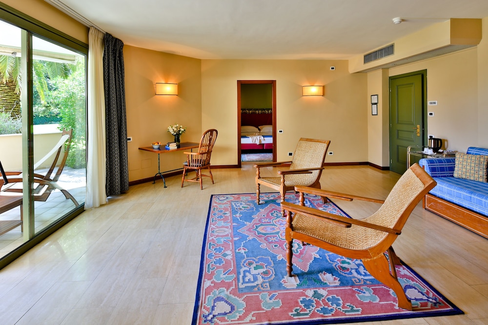Hotel Villa Undulna 56/77