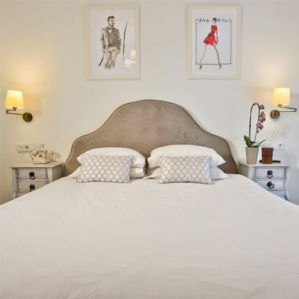STANDARD, DOUBLE BED