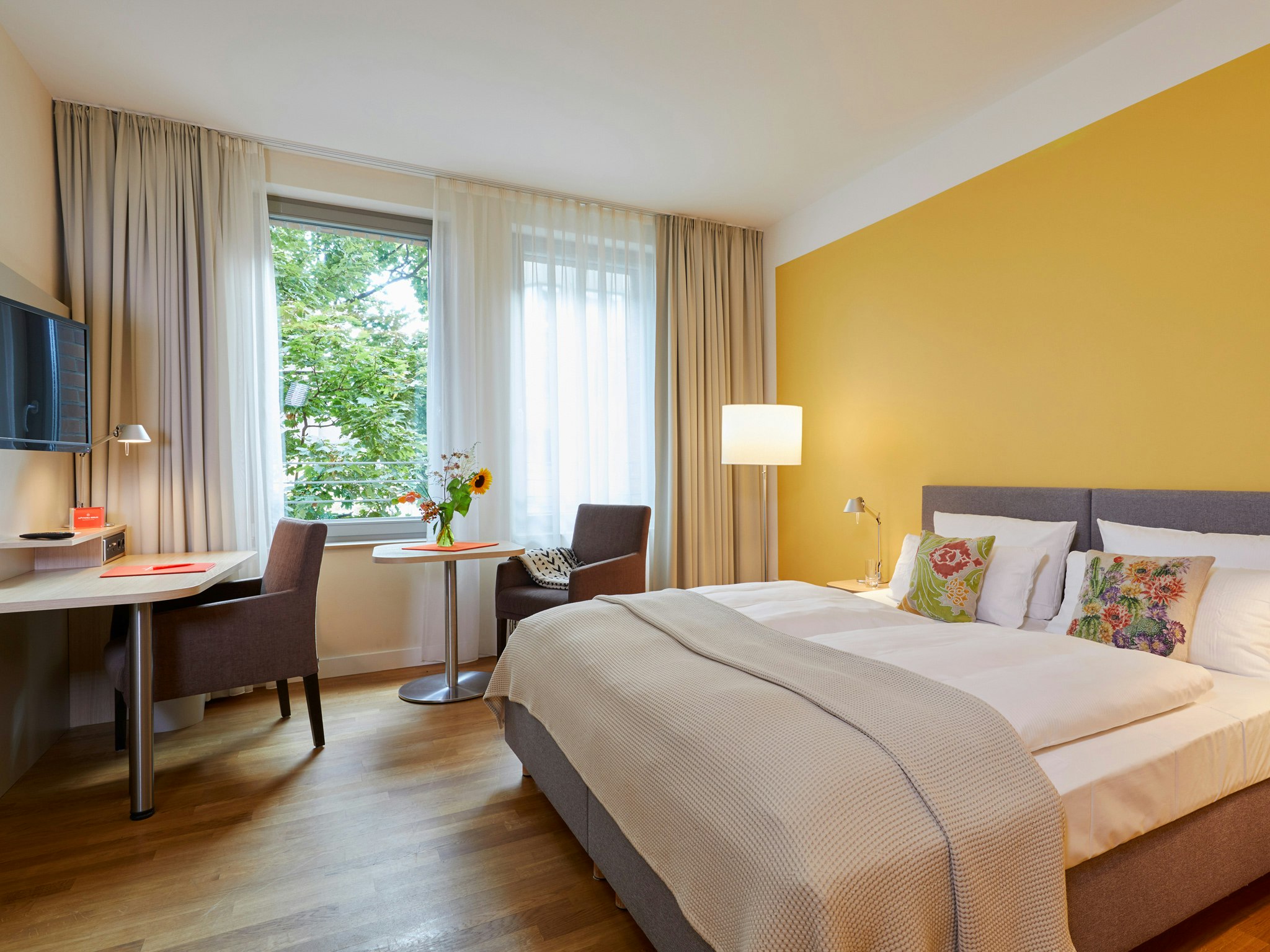 Flottwell Berlin Hotel And Residenz Am Park 2/8