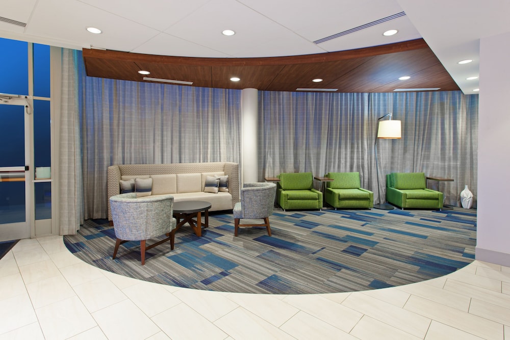 Holiday Inn Express West Los Angeles 14/35