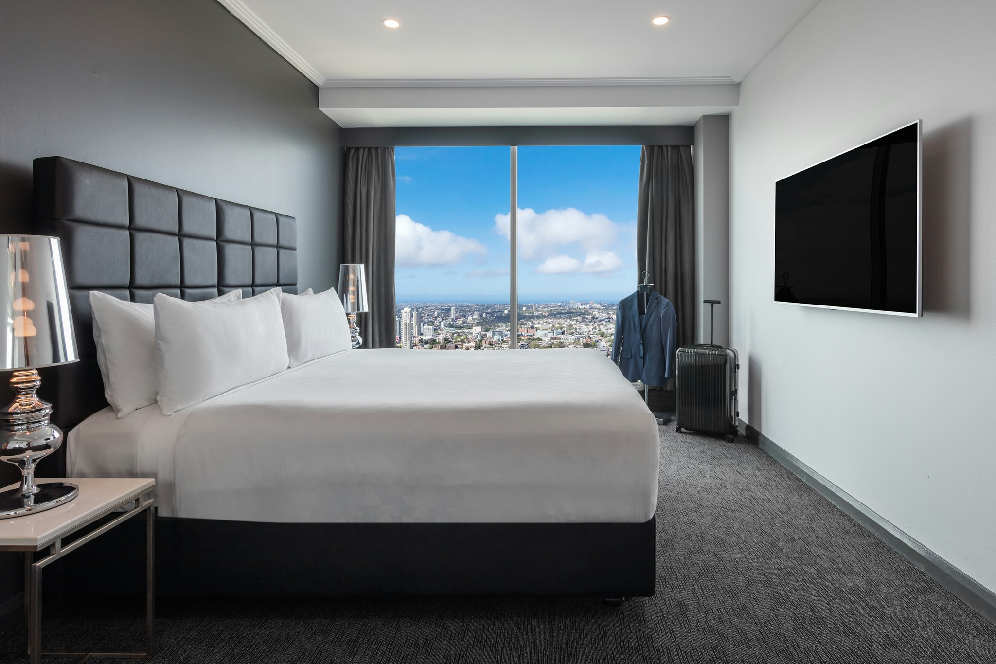 Meriton Suites World Tower 28/50