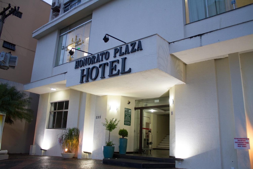 Honorato Plaza Hotel 2/52