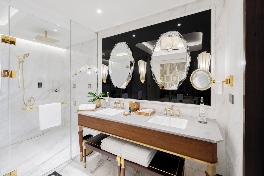 Presidential, Suite, King Bed, Bay View, Club Lounge Access، Admiral Hotel Manila - MGallery Collection 4/6
