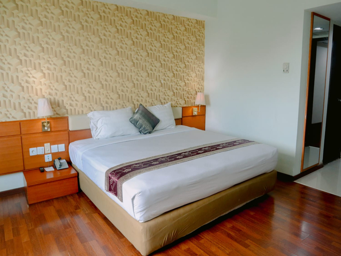 Ratu Resort 6/14