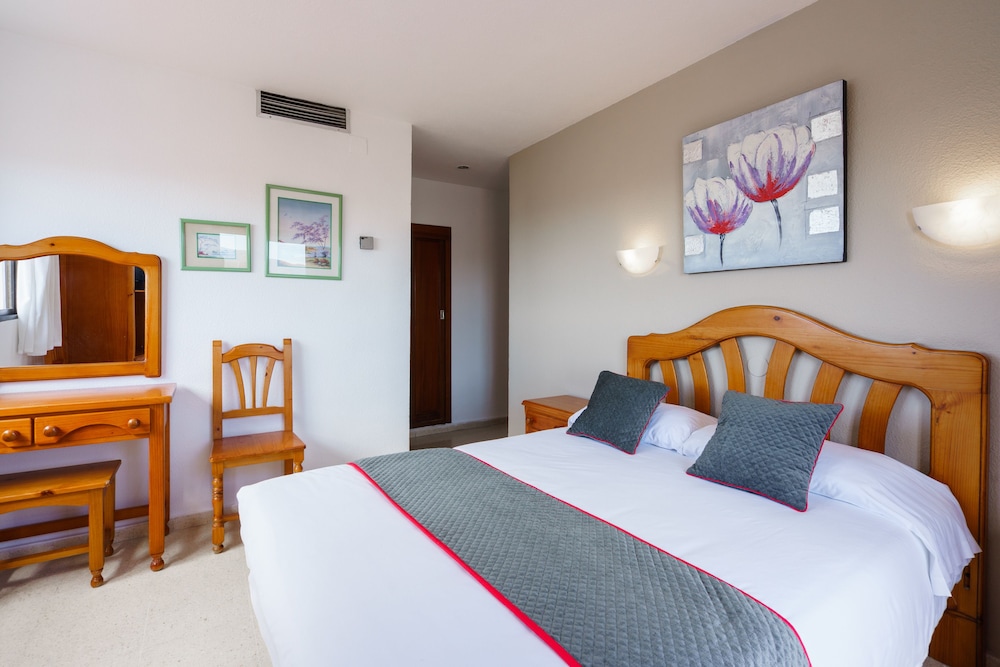 Hotel Costa Andaluza 7/48