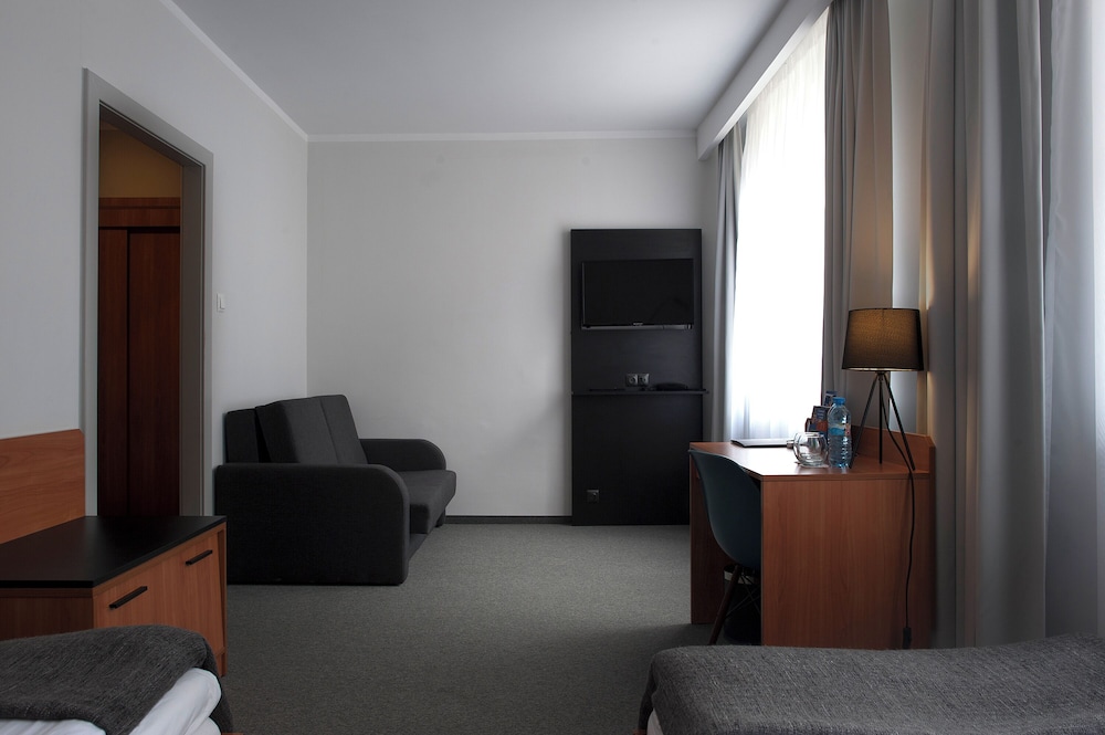 Hotel Edison 38/46