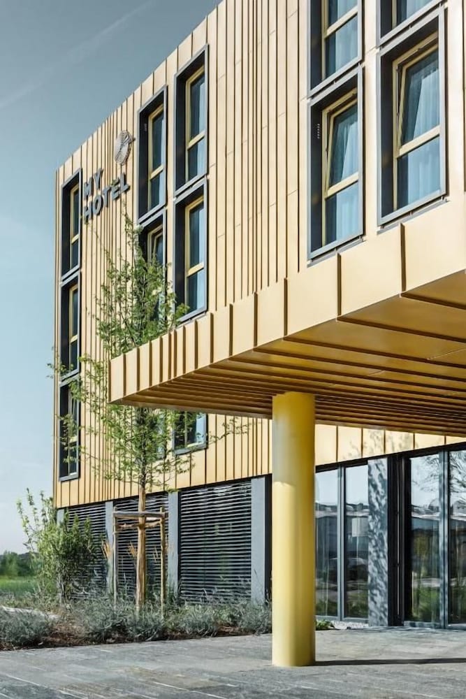 Myhotel Munchen 5/43