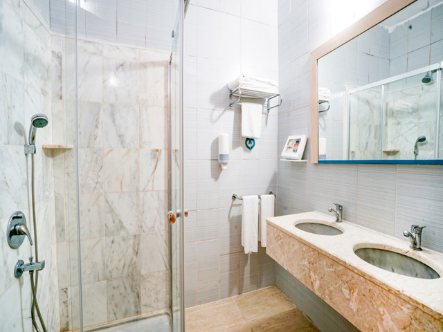Daima Biz Hotel 49/50