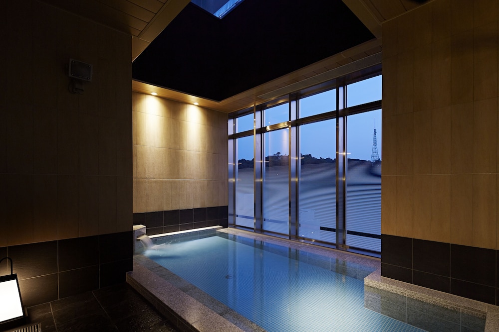 Candeo Hotels Matsuyama Okaido 26/50