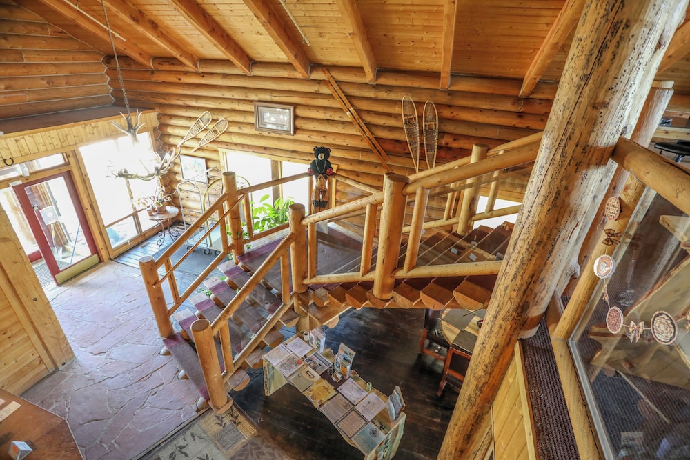 The Boulder Creek Lodge 27/64