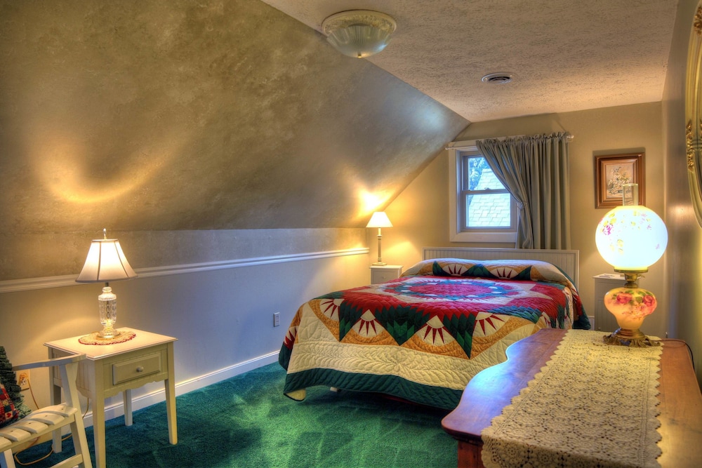 Los Gatos Bed & Breakfast 22/50
