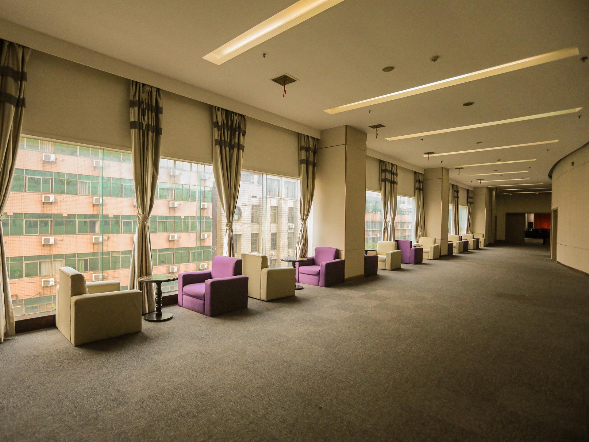 Lavande Hotel (Xiangtan Xiangxiang Hotel) 27/29