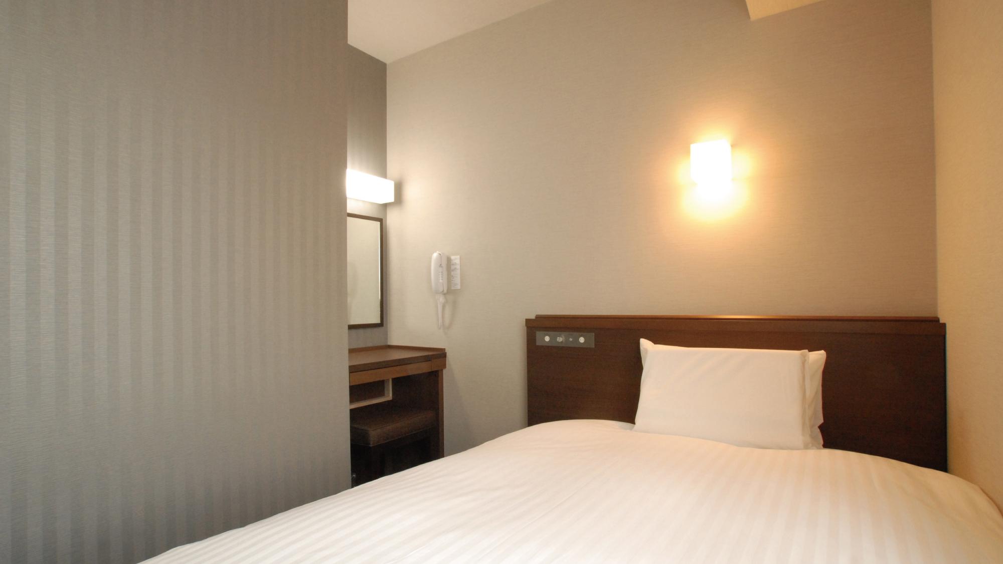 Semi Room, Standard, Semi Double Bed, Smoking