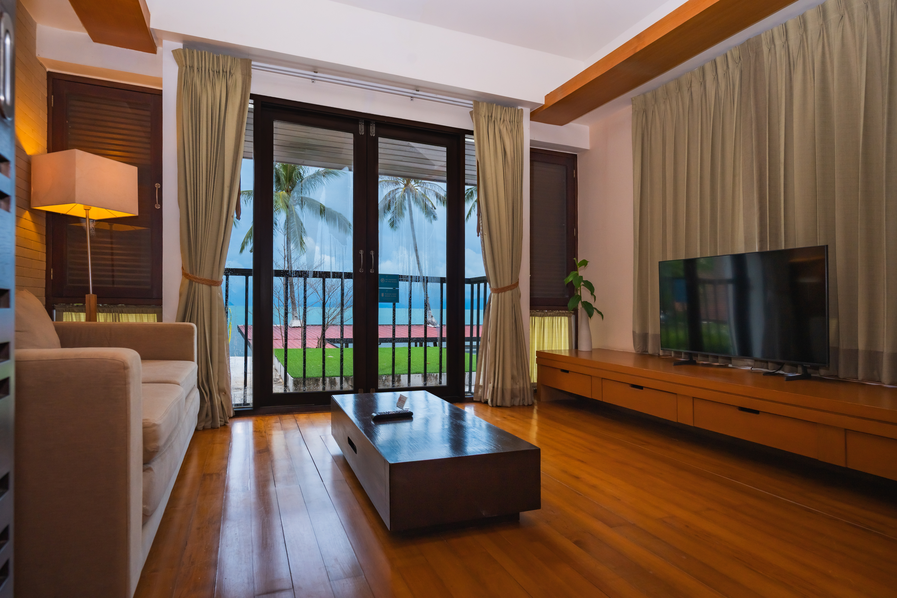 3 Bedroom Suite Pool Villa Seaview 10/10