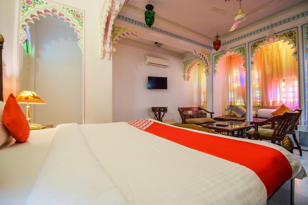 HOTEL RAJ PALACE 17/50