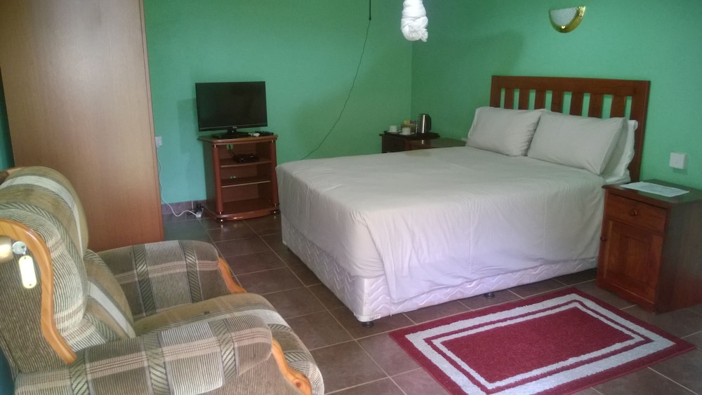 Gloria Apos S Bed And Breakfast 9/50