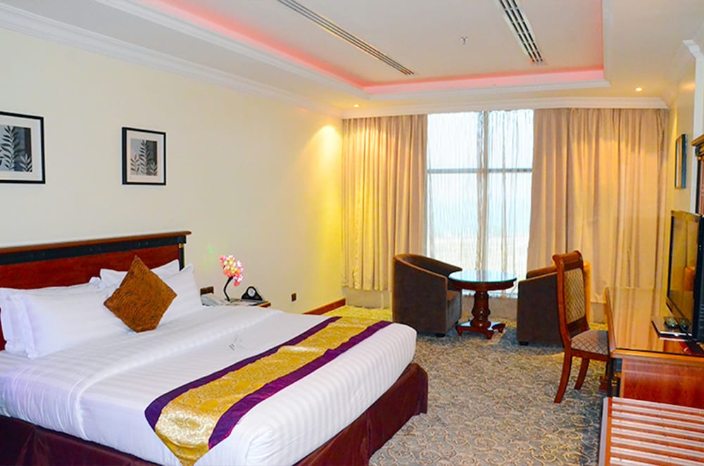 فندق كراون تاور(Crown Tower Hotel) 6/47