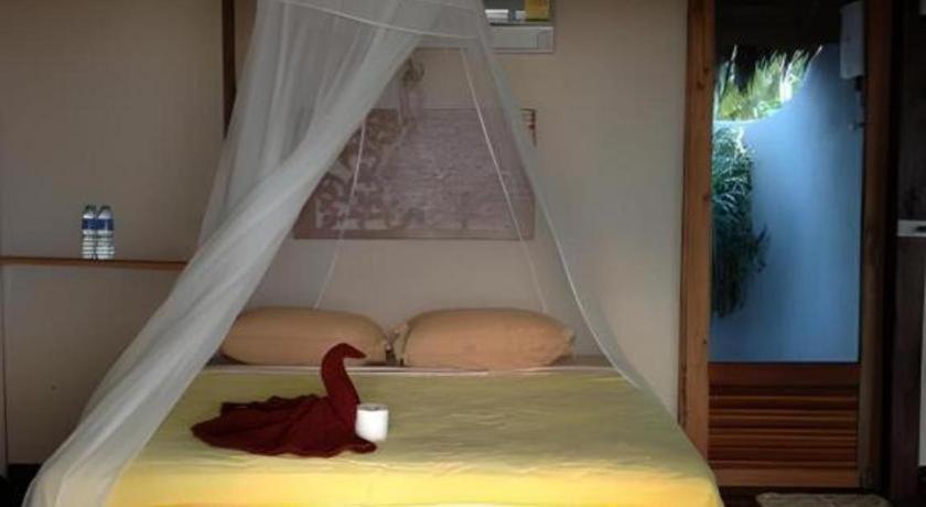 Golden Pearl Beach Resort 12/53